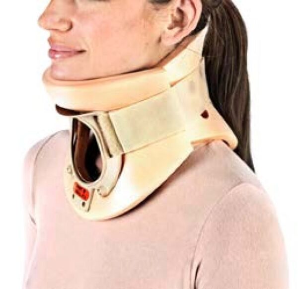 California Tracheotomy collar -kaulatuki